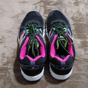 New Balance Sneakers 750 V2